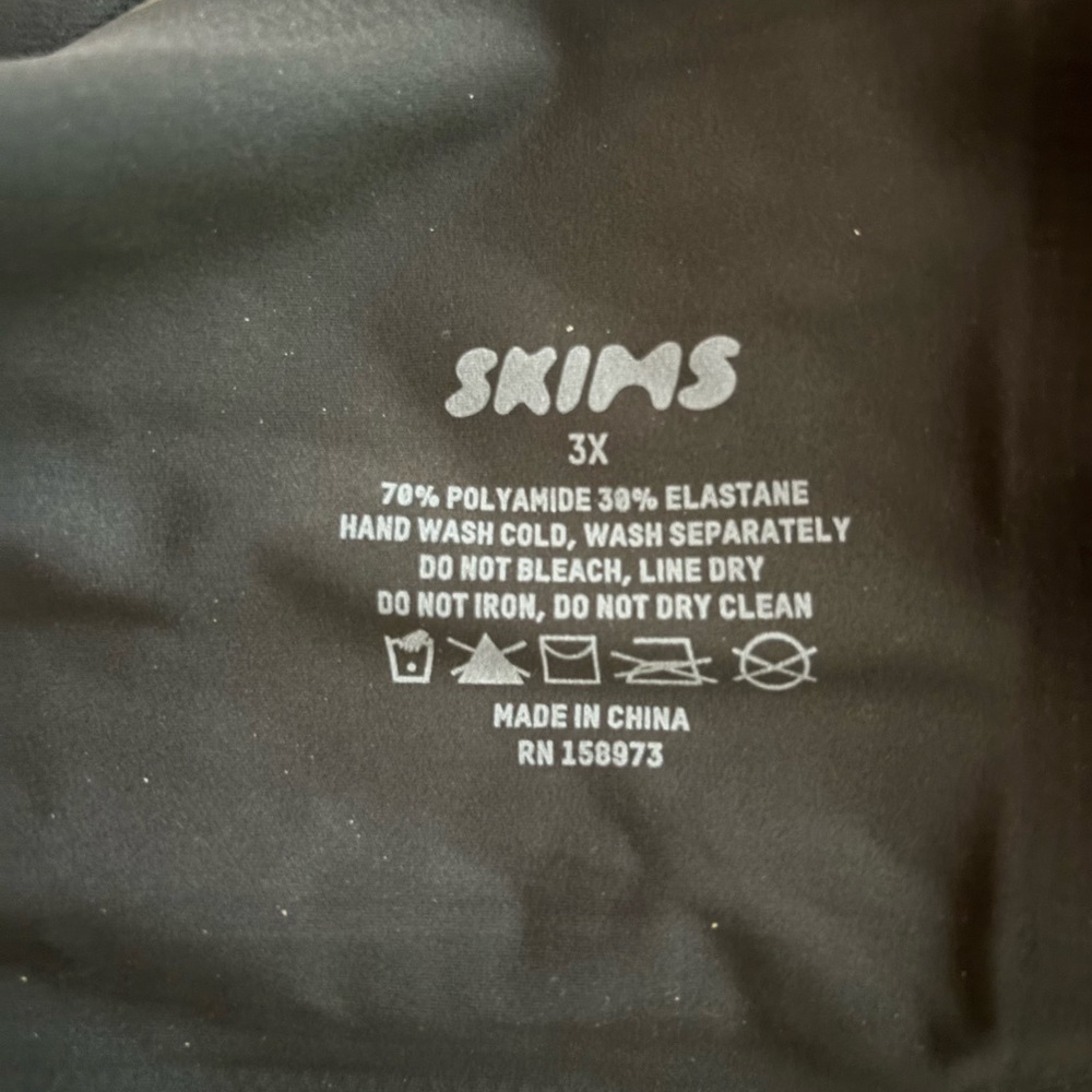 Skims Bra - Picture 3 of 5